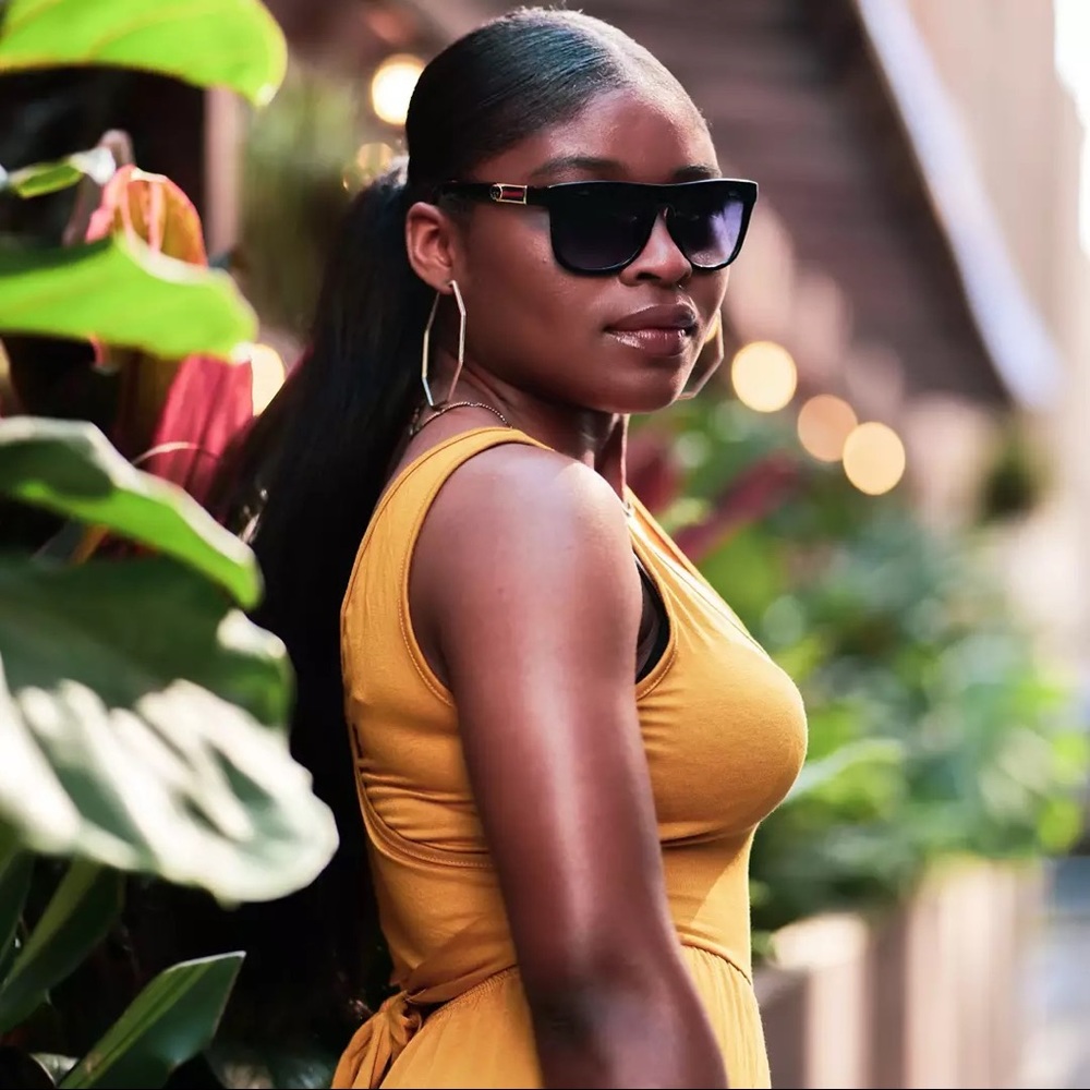 Meet your Posher, Natasha